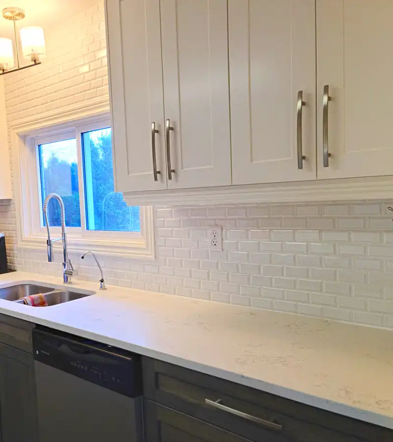 kitchen renovation with subway tile in st catharines