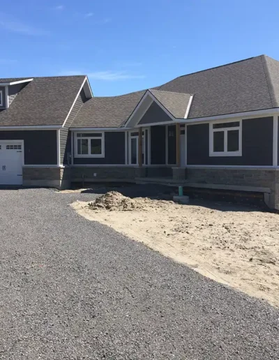 vinyl siding installation with exterior trim